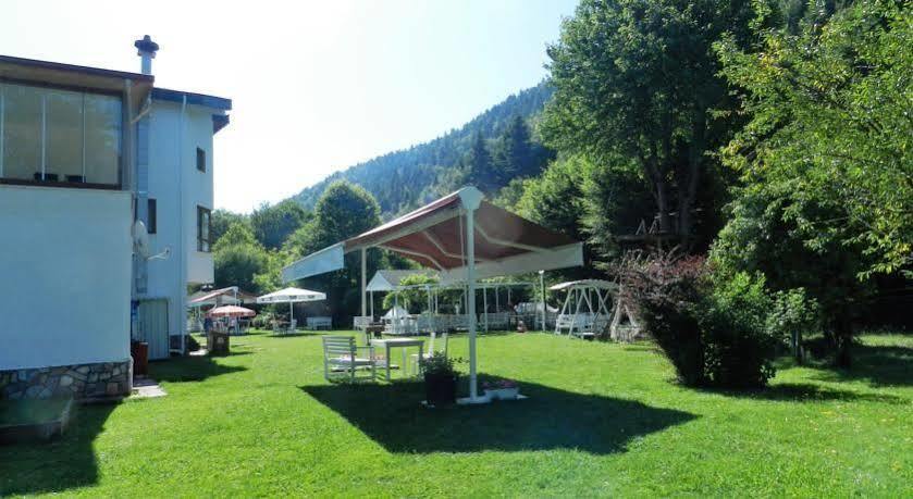 Abant Bahceli Kosk Hotel Akcaalan Exterior photo